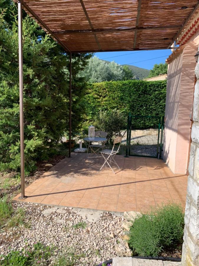 Les Oliviers Vaugines Exterior foto